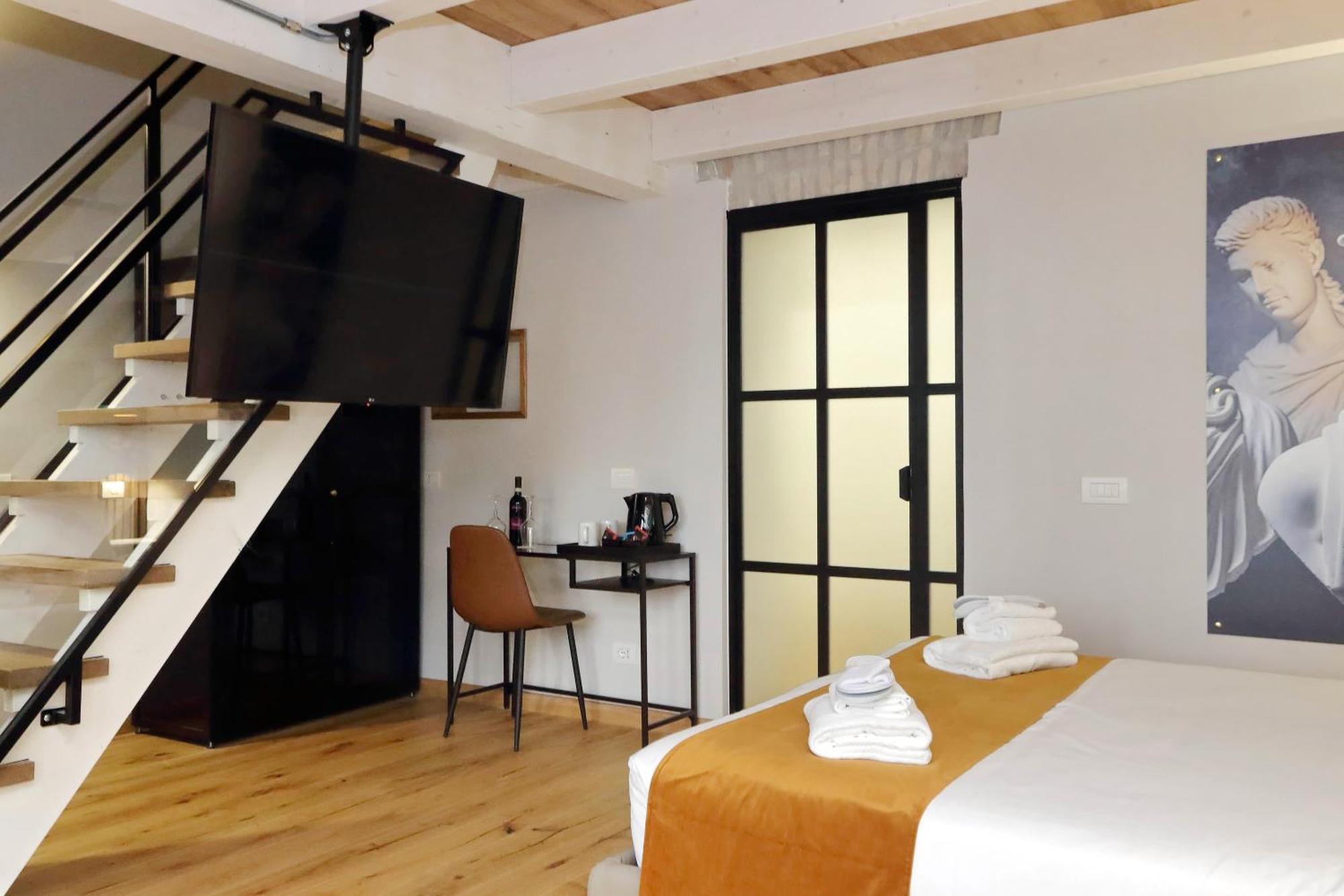 Charming Suites Navona Rome Exterior photo